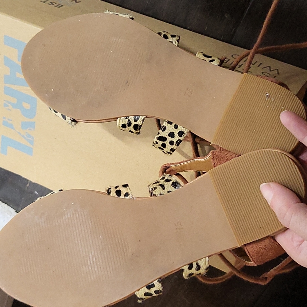 Buckle Sandels - Picture 2 of 5